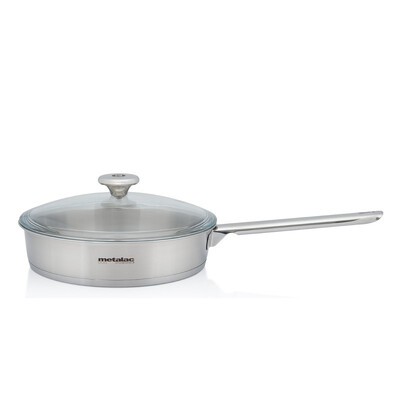Frying pan with heat resistance lid