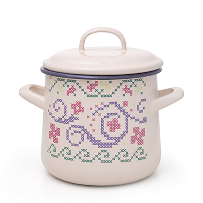 Pot with lid
